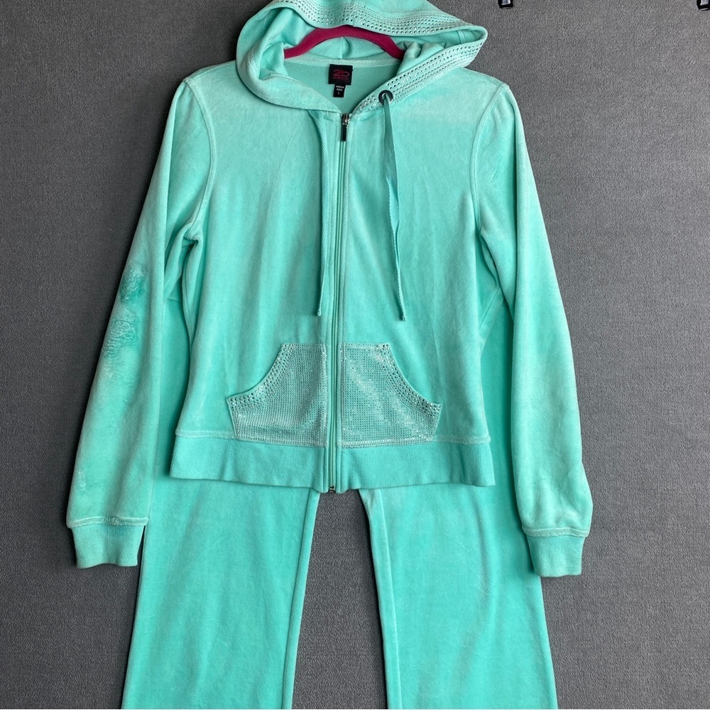 2b Bebe Y2k Mint Velour Rhinestone Zip Hoodie & Pants Set